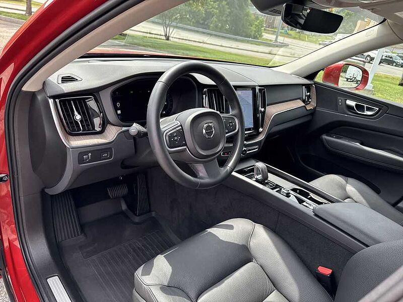Volvo  Momentum