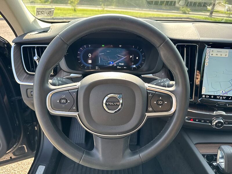 Volvo  Momentum