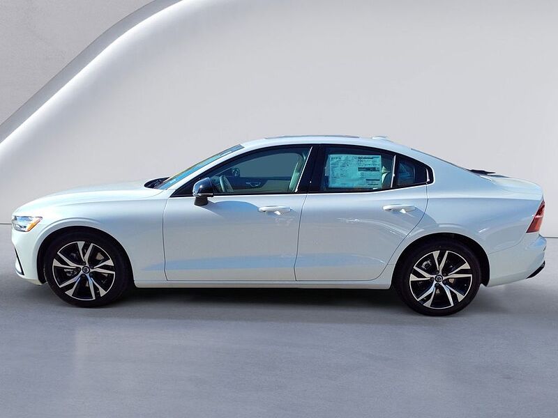 Volvo  S60 Core, B5 FWD Gas (mild hybrid), Gasoline, Dark