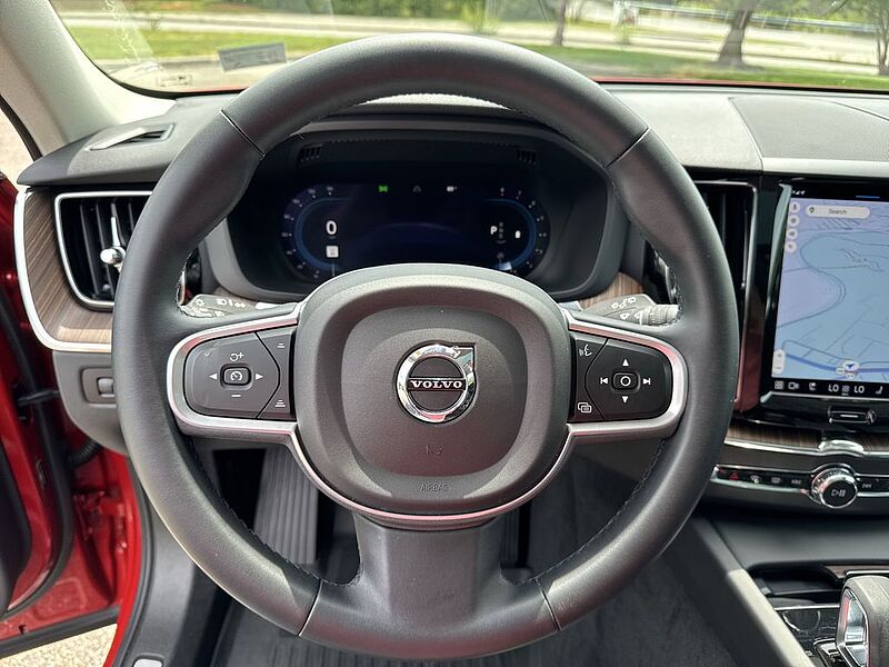 Volvo  Momentum