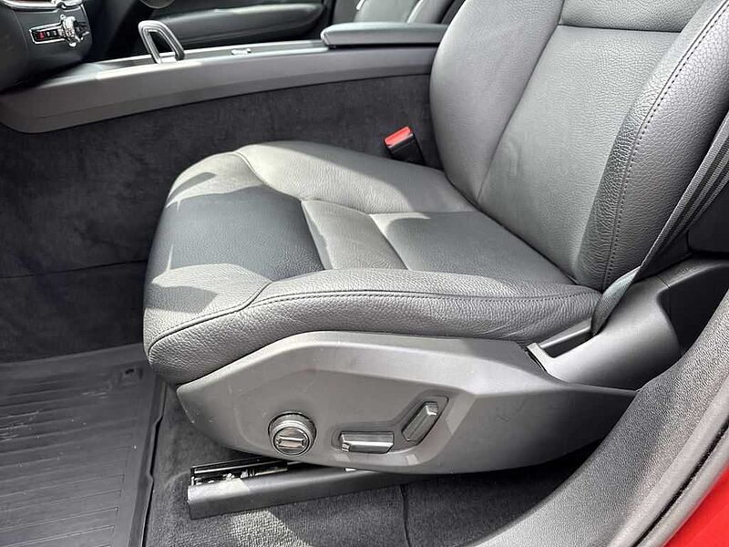 Volvo  Momentum