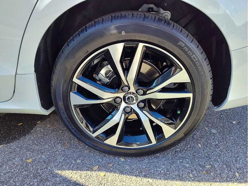 Volvo  S60 Core, B5 FWD Gas (mild hybrid), Gasoline, Dark