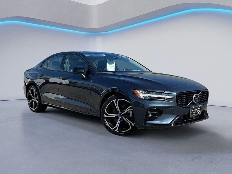 Volvo  S60 Core, B5 AWD Gas (mild hybrid), Gasoline, Dark