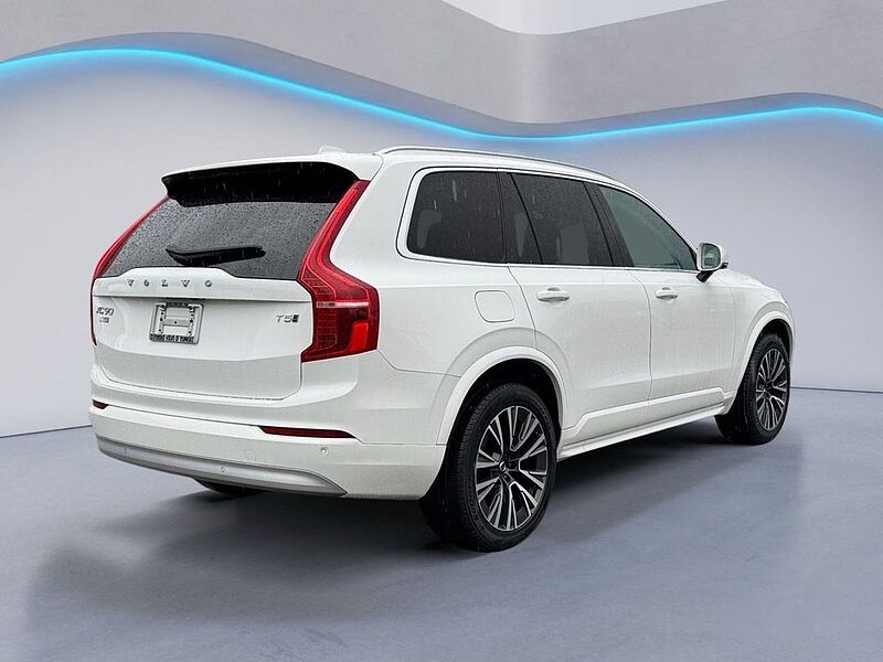 Volvo  XC90 Momentum, T5 AWD automatic, 7 Seats