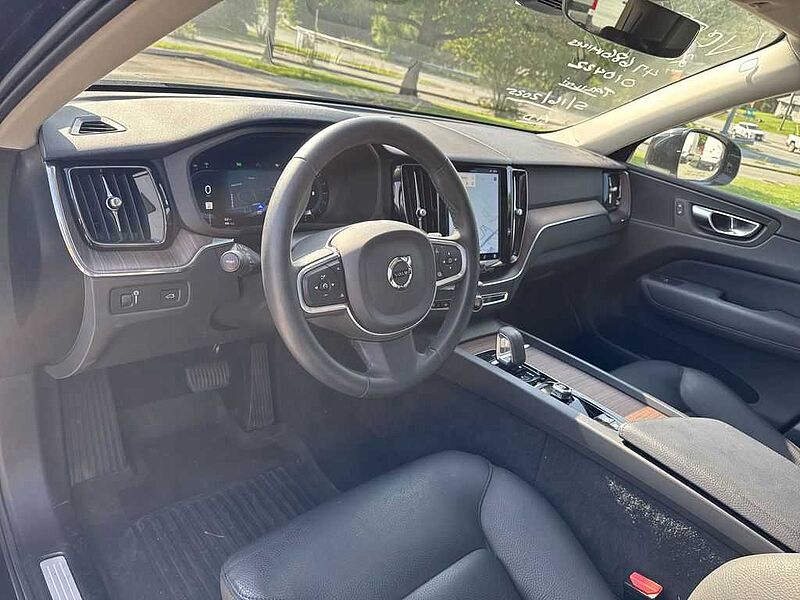 Volvo  Momentum