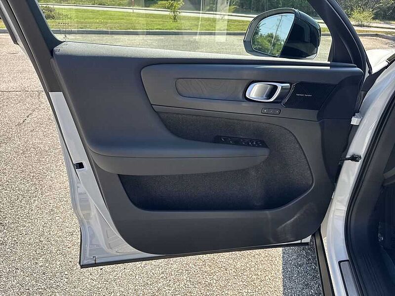 Volvo  Ultimate