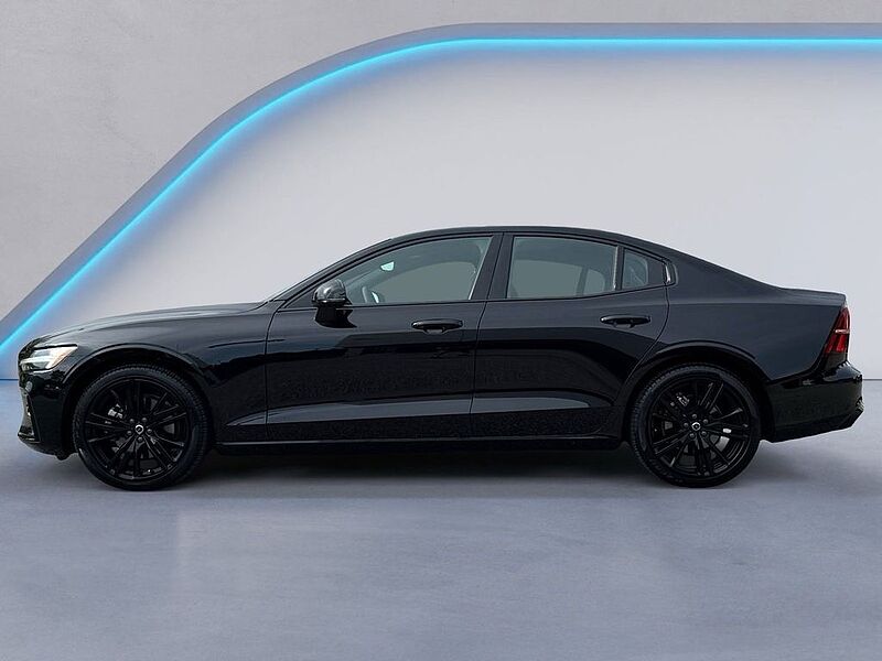 Volvo  S60 Black Edition Plus, B5 AWD Gas (mild hybrid), Gasoline